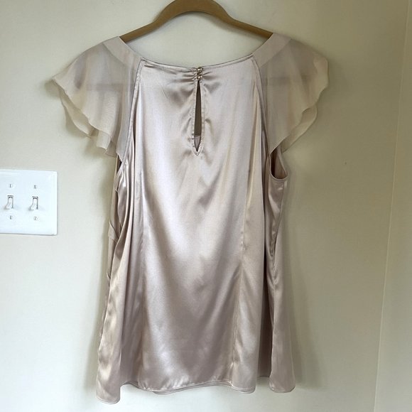 NEW WHBM Silk Stretch Cascading Ruffle Blouse Top, Champagne Shell, Size 12 - Picture 4 of 14